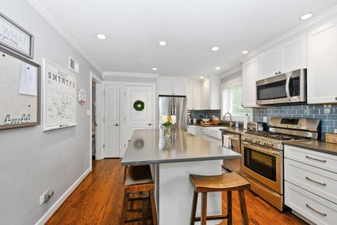 Tiny photo for 9945 S WASHTENAW Avenue, Chicago, IL 60655 (MLS # 12542311)