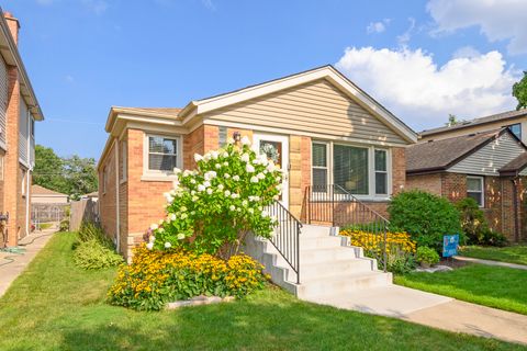 Tiny photo for 9945 S WASHTENAW Avenue, Chicago, IL 60655 (MLS # 12542311)