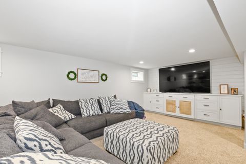 Tiny photo for 9945 S WASHTENAW Avenue, Chicago, IL 60655 (MLS # 12542311)