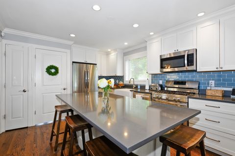 Tiny photo for 9945 S WASHTENAW Avenue, Chicago, IL 60655 (MLS # 12542311)