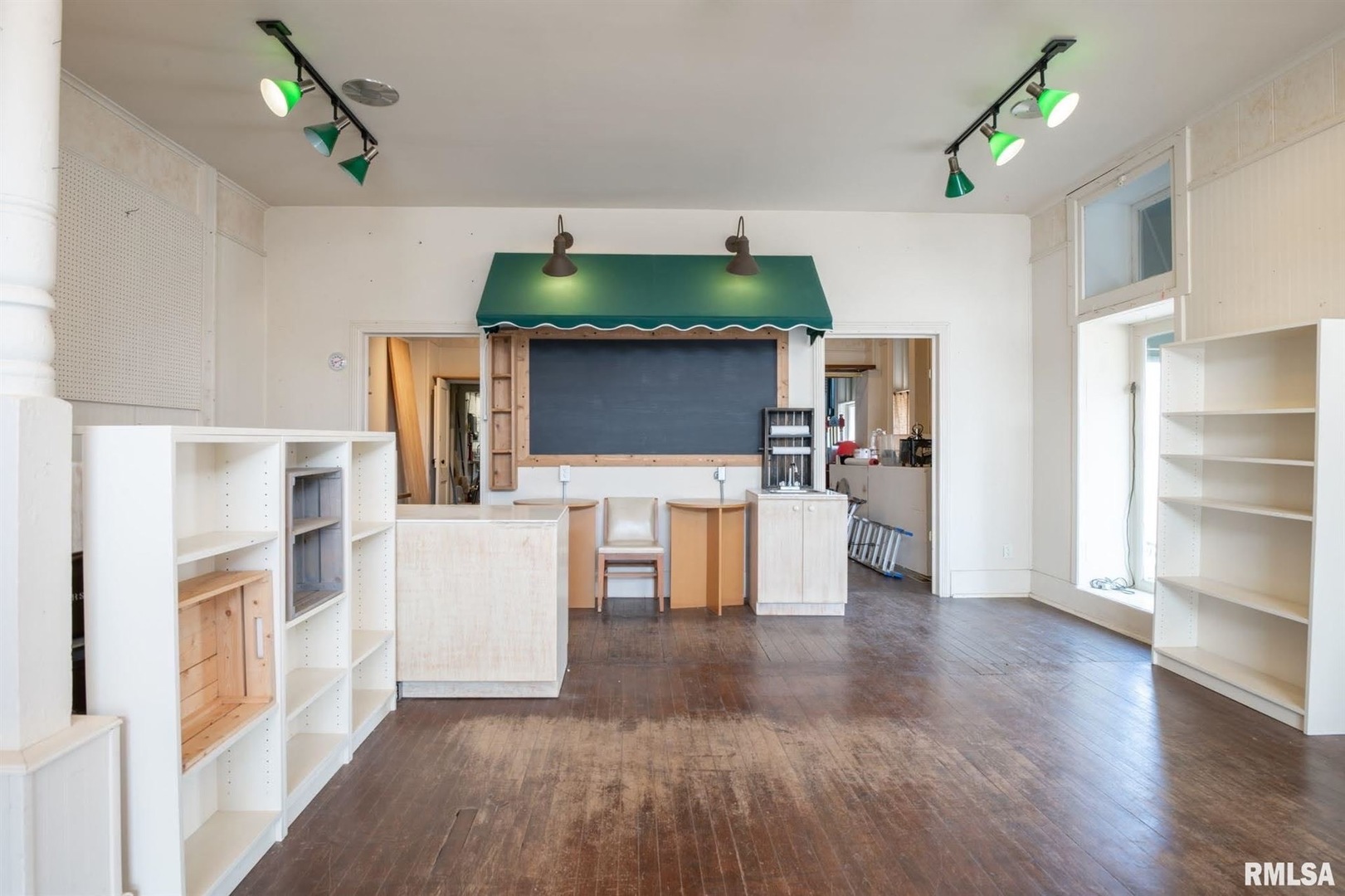233 5th Street