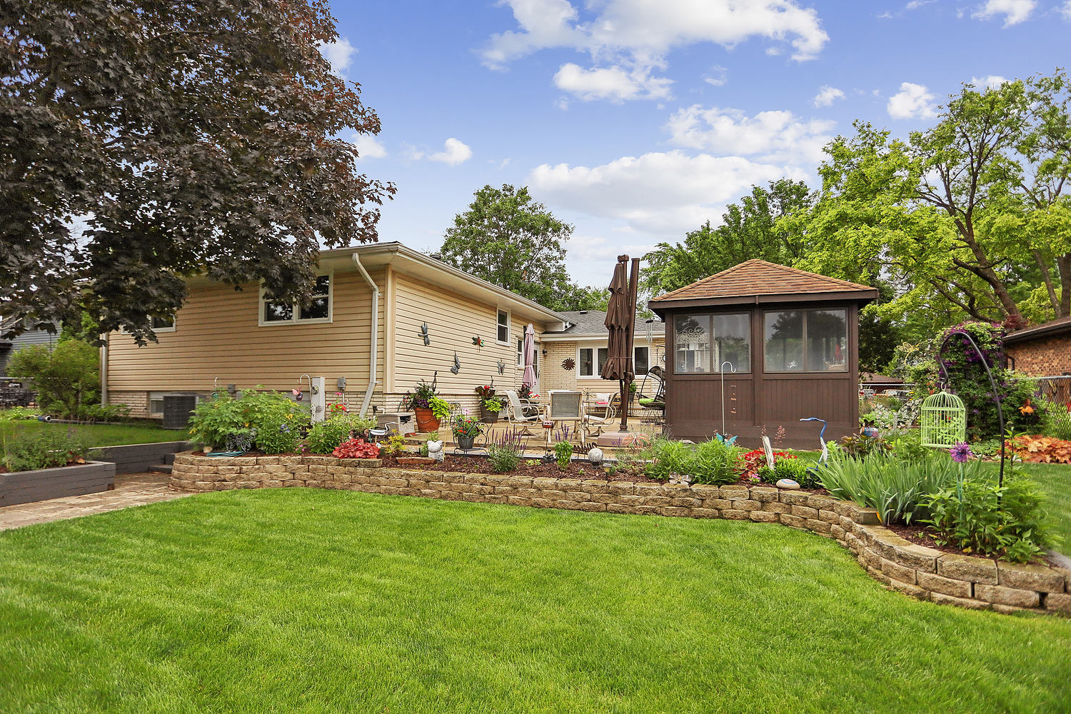 2414 Chippewa Court