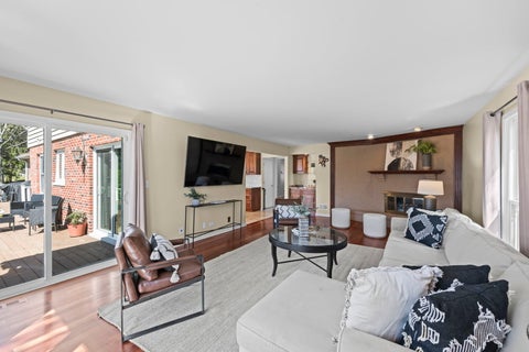 Tiny photo for 26 Brandywine Road, South Barrington, IL 60010 (MLS # 12680921)