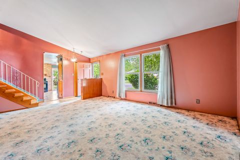 Tiny photo for 2916 189th Street, Lansing, IL 60438 (MLS # 12483020)