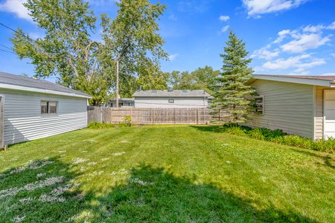 Tiny photo for 2916 189th Street, Lansing, IL 60438 (MLS # 12483020)