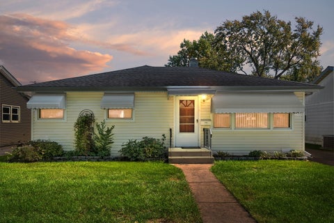 Photo of 8729 S 51st Avenue, Oak Lawn, IL 60453 (MLS # 12777196)