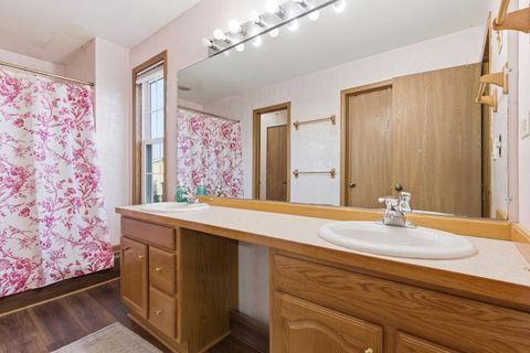 Tiny photo for 1297 WOODLAKE Drive, Carol Stream, IL 60188 (MLS # 12505897)