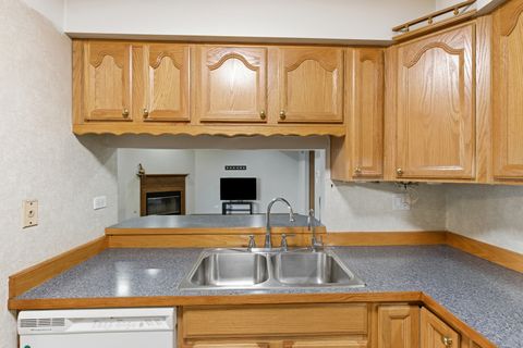 Tiny photo for 1297 WOODLAKE Drive, Carol Stream, IL 60188 (MLS # 12505897)