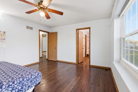 Tiny photo for 1297 WOODLAKE Drive, Carol Stream, IL 60188 (MLS # 12505897)