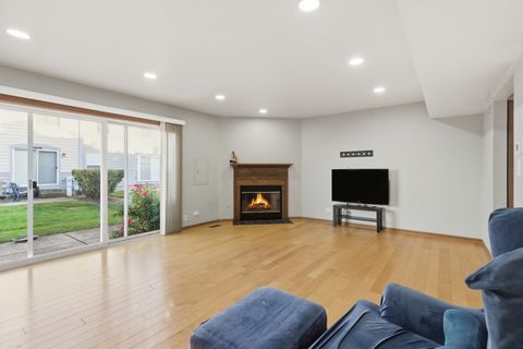 Tiny photo for 1297 WOODLAKE Drive, Carol Stream, IL 60188 (MLS # 12505897)