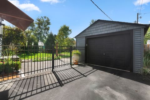 Tiny photo for 616 N Lincoln Avenue, Geneva, IL 60134 (MLS # 12484620)