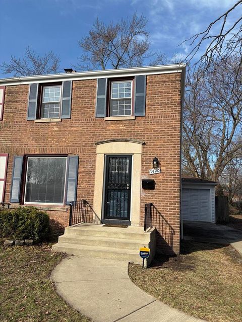 Photo of 9720 S YATES Avenue #1, Chicago, IL 60617 (MLS # 12596216)