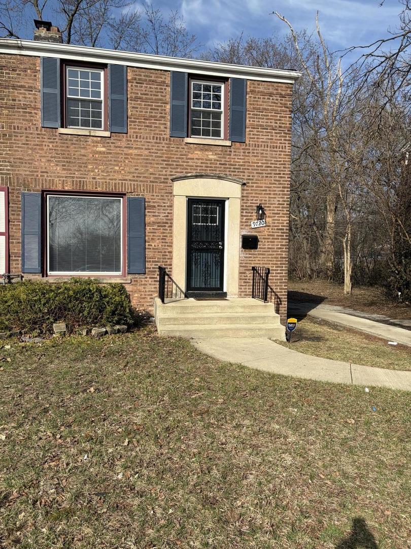 9720 S YATES Avenue 1