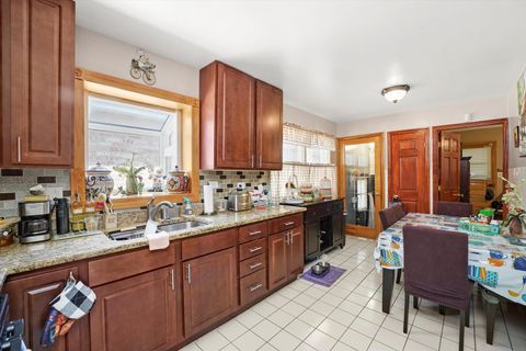 Tiny photo for 4551 W Foster Avenue, Chicago, IL 60630 (MLS # 12417321)