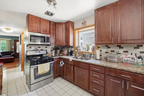 Tiny photo for 4551 W Foster Avenue, Chicago, IL 60630 (MLS # 12417321)