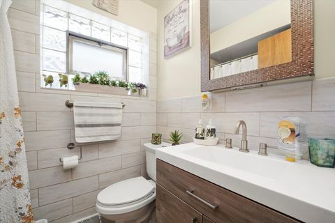 Tiny photo for 4551 W Foster Avenue, Chicago, IL 60630 (MLS # 12417321)