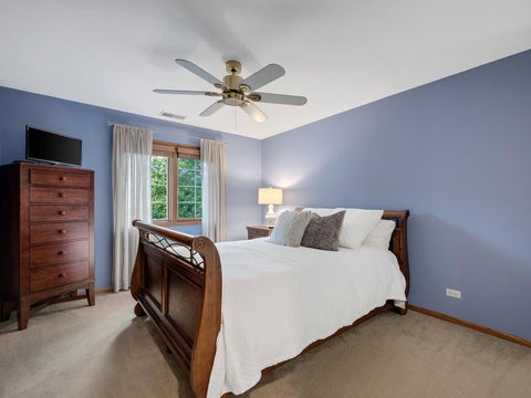 Tiny photo for 316 Reserve Circle, Clarendon Hills, IL 60514 (MLS # 12795945)