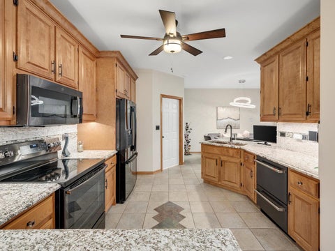 Tiny photo for 316 Reserve Circle, Clarendon Hills, IL 60514 (MLS # 12795945)