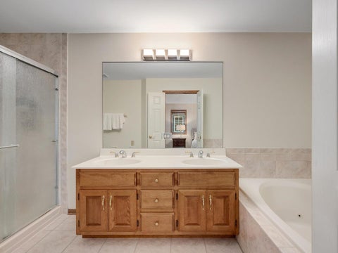 Tiny photo for 316 Reserve Circle, Clarendon Hills, IL 60514 (MLS # 12795945)