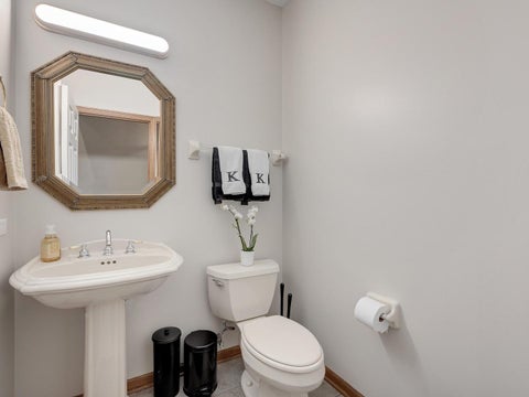 Tiny photo for 316 Reserve Circle, Clarendon Hills, IL 60514 (MLS # 12795945)