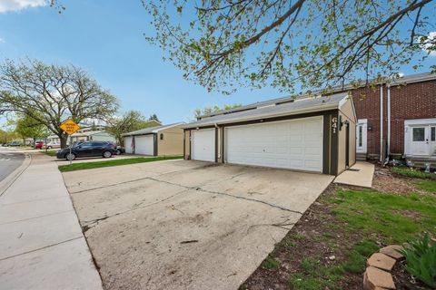 Tiny photo for 641 Sundance Drive, Bolingbrook, IL 60440 (MLS # 12613890)