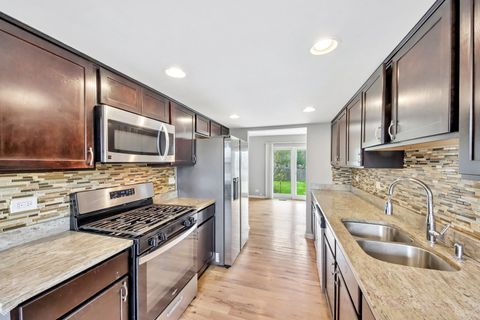 Tiny photo for 641 Sundance Drive, Bolingbrook, IL 60440 (MLS # 12613890)