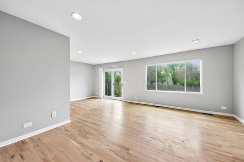Tiny photo for 641 Sundance Drive, Bolingbrook, IL 60440 (MLS # 12613890)