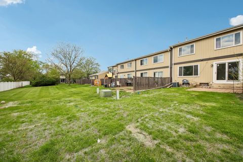 Tiny photo for 641 Sundance Drive, Bolingbrook, IL 60440 (MLS # 12613890)
