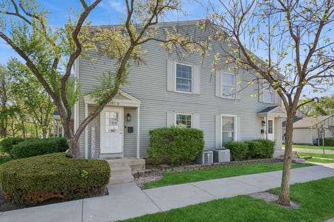 Photo of 1171 Bunker Hill Court #D, Wheaton, IL 60189 (MLS # 12704076)