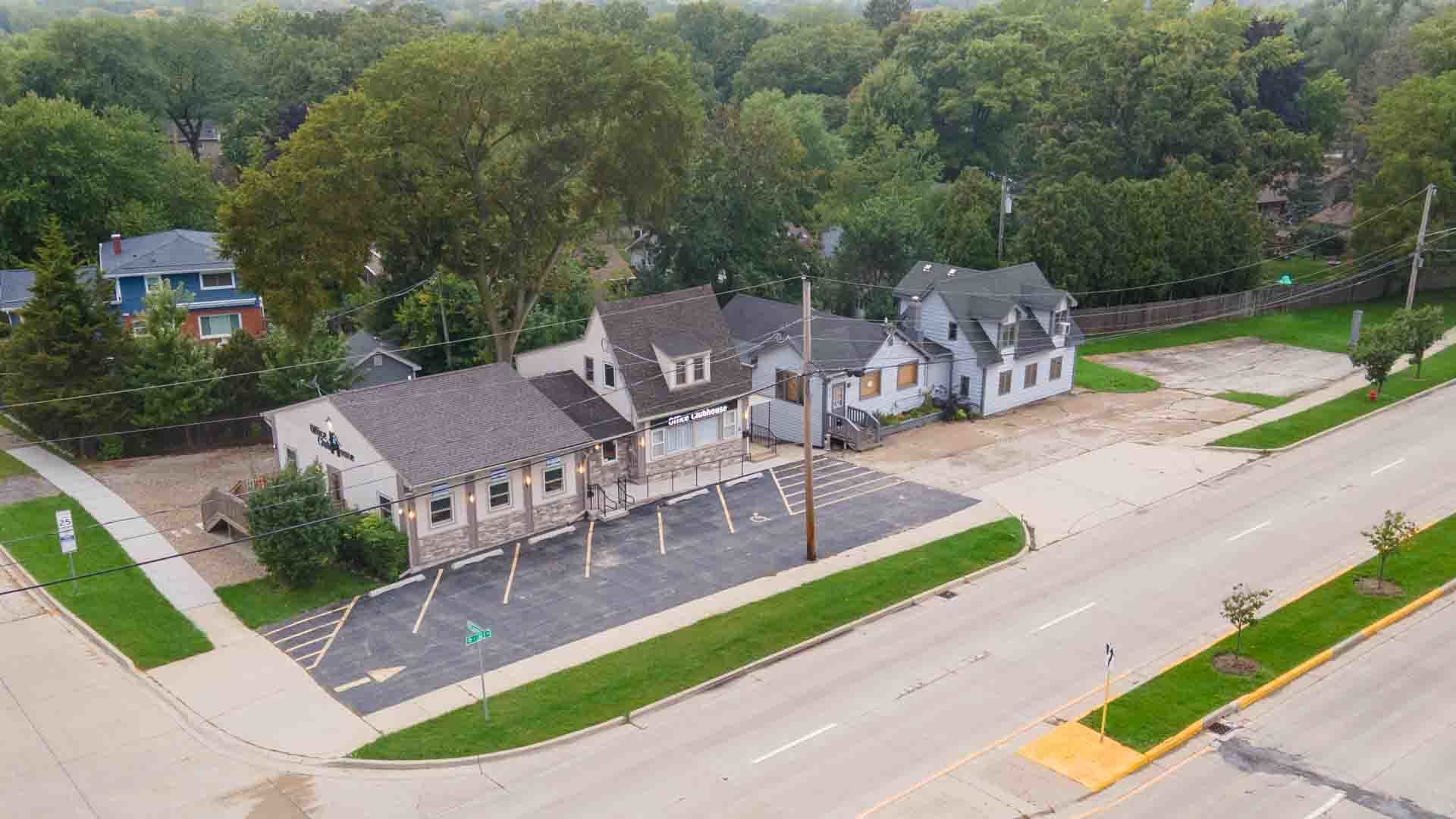 914 & 918 N Lake Street