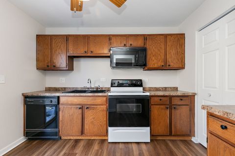 Tiny photo for 1333 PETERSBURG Court #0, Carol Stream, IL 60188 (MLS # 12534839)