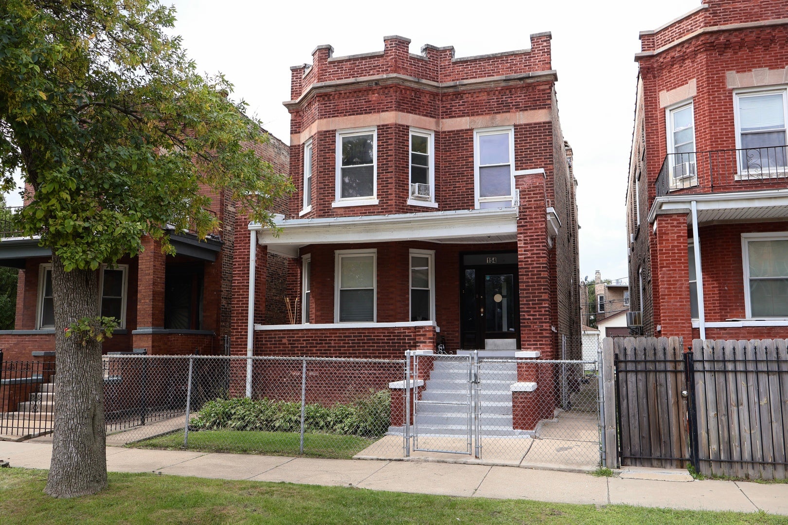 154 N Lamon Avenue