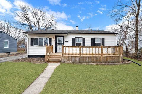 A home in Sauk Village