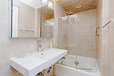 Tiny photo for 6636 N Talman Avenue, Chicago, IL 60645 (MLS # 12646401)