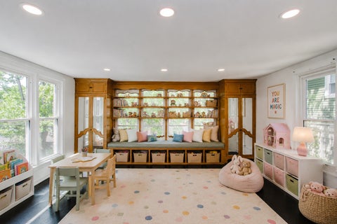 Tiny photo for 6636 N Talman Avenue, Chicago, IL 60645 (MLS # 12646401)