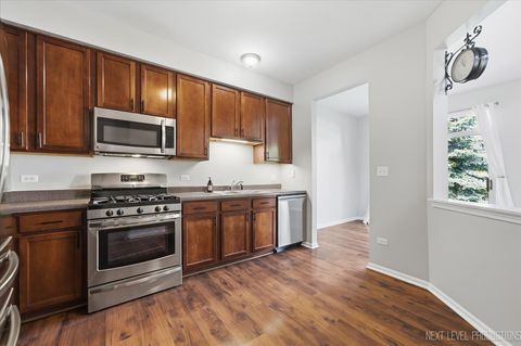 Tiny photo for 2940 White Thorn Circle, Naperville, IL 60564 (MLS # 12645626)