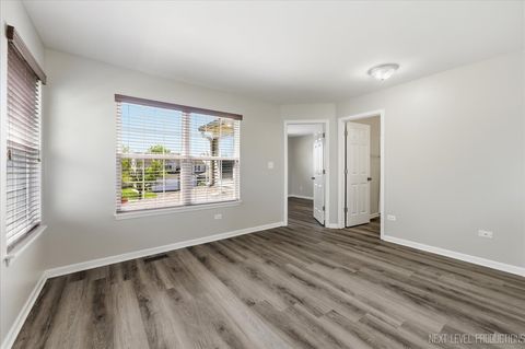 Tiny photo for 2940 White Thorn Circle, Naperville, IL 60564 (MLS # 12645626)