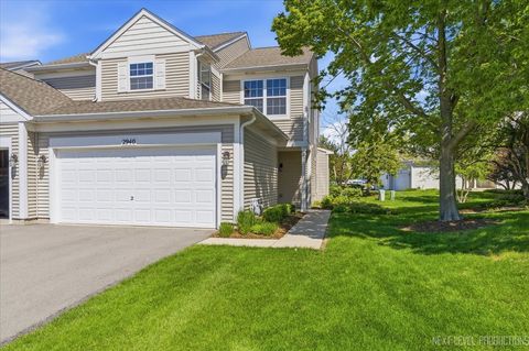 Photo of 2940 White Thorn Circle, Naperville, IL 60564 (MLS # 12645626)