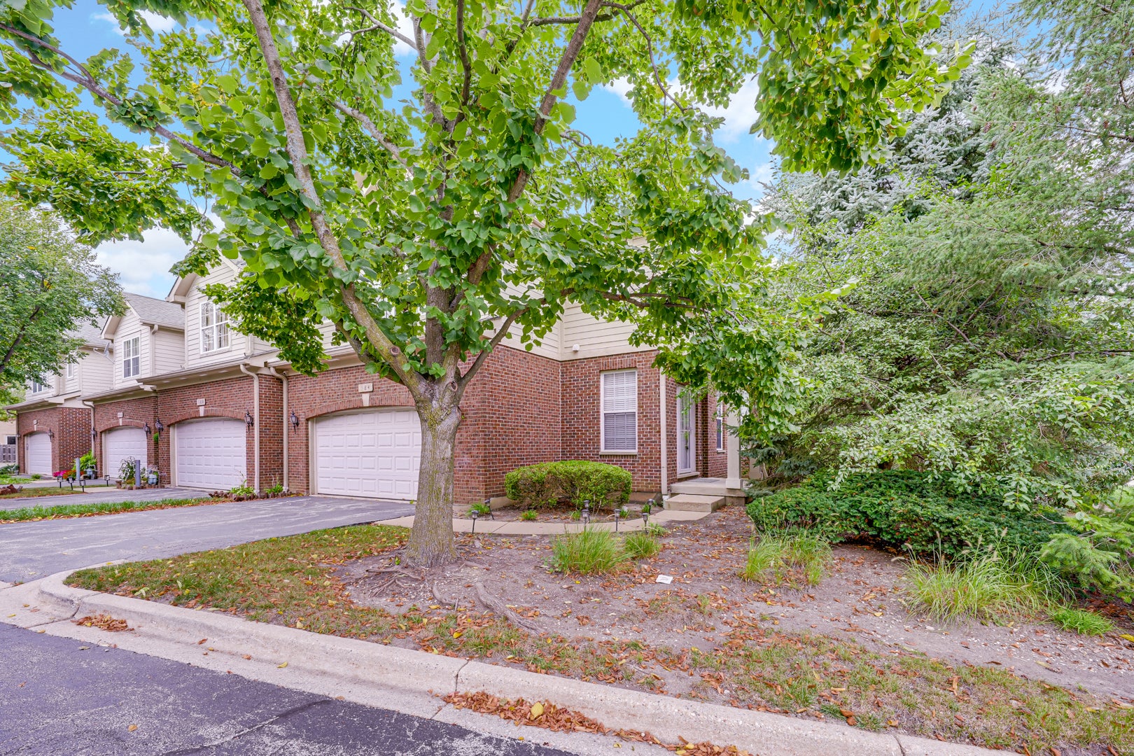 384 W Pointe Drive