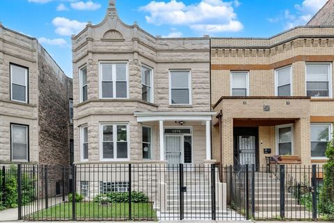 4047 W Adams Street Chicago IL 60624