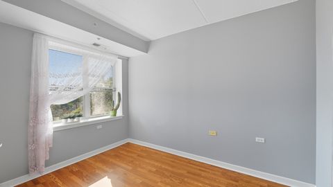 Tiny photo for 9355 Irving Park Road #522, Schiller Park, IL 60176 (MLS # 12535766)