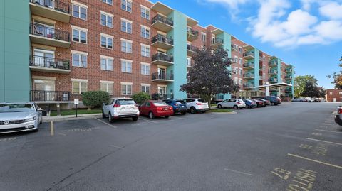 Tiny photo for 9355 Irving Park Road #522, Schiller Park, IL 60176 (MLS # 12535766)