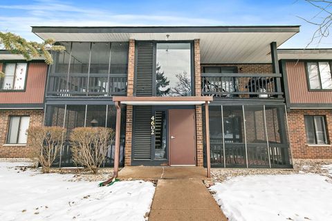 4602 W Northfox Lane 7 McHenry IL 60050