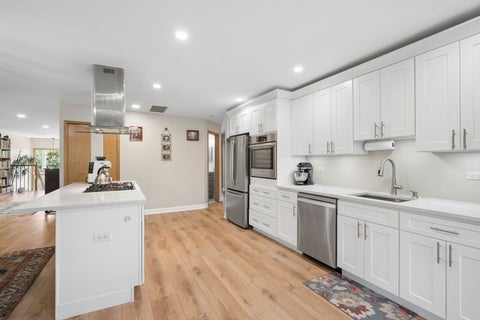 Tiny photo for 1523 Orchard Circle, Naperville, IL 60565 (MLS # 12769113)