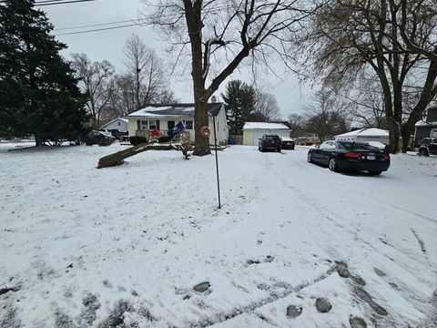 Tiny photo for 10N827 Hawthorne Street, Elgin, IL 60123 (MLS # 12546898)