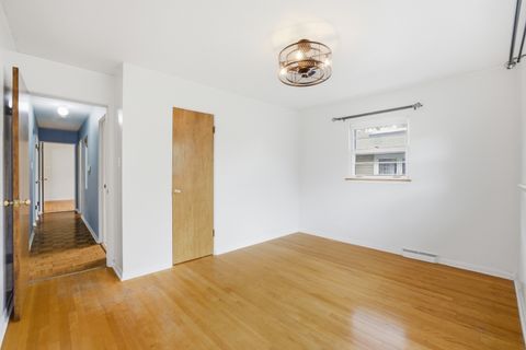 Tiny photo for 1020 Pershing Avenue, Wheaton, IL 60189 (MLS # 12636422)