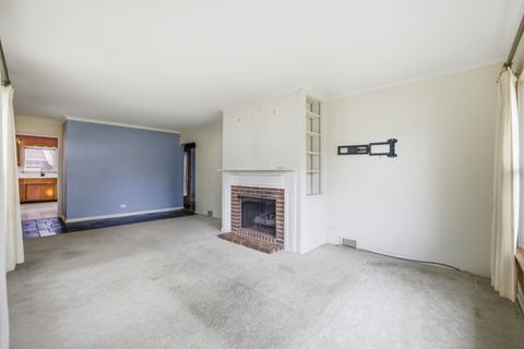 Tiny photo for 1020 Pershing Avenue, Wheaton, IL 60189 (MLS # 12636422)