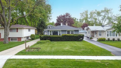 Tiny photo for 1020 Pershing Avenue, Wheaton, IL 60189 (MLS # 12636422)