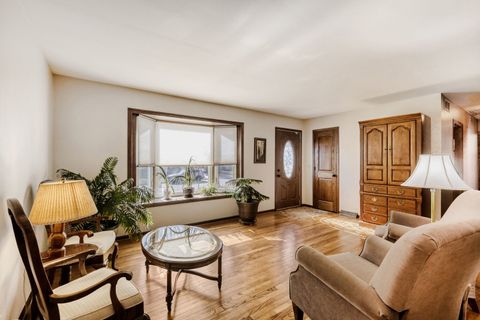 Tiny photo for 340 W Middle Street, South Elgin, IL 60177 (MLS # 12578800)