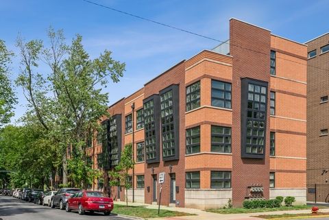 7205 N Oakley Avenue 0 Chicago IL 60645